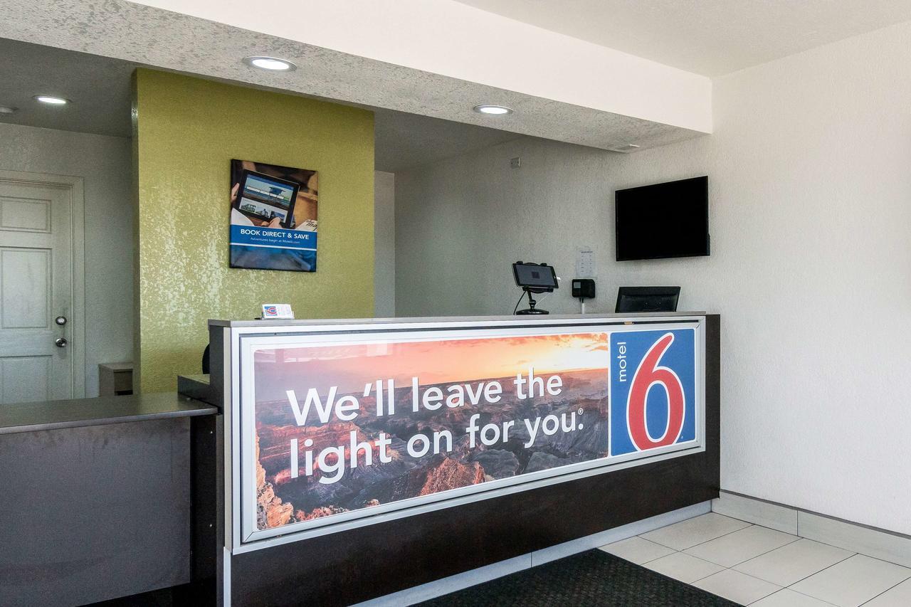 Motel 6 Fort Worth North Haltom City Экстерьер фото
