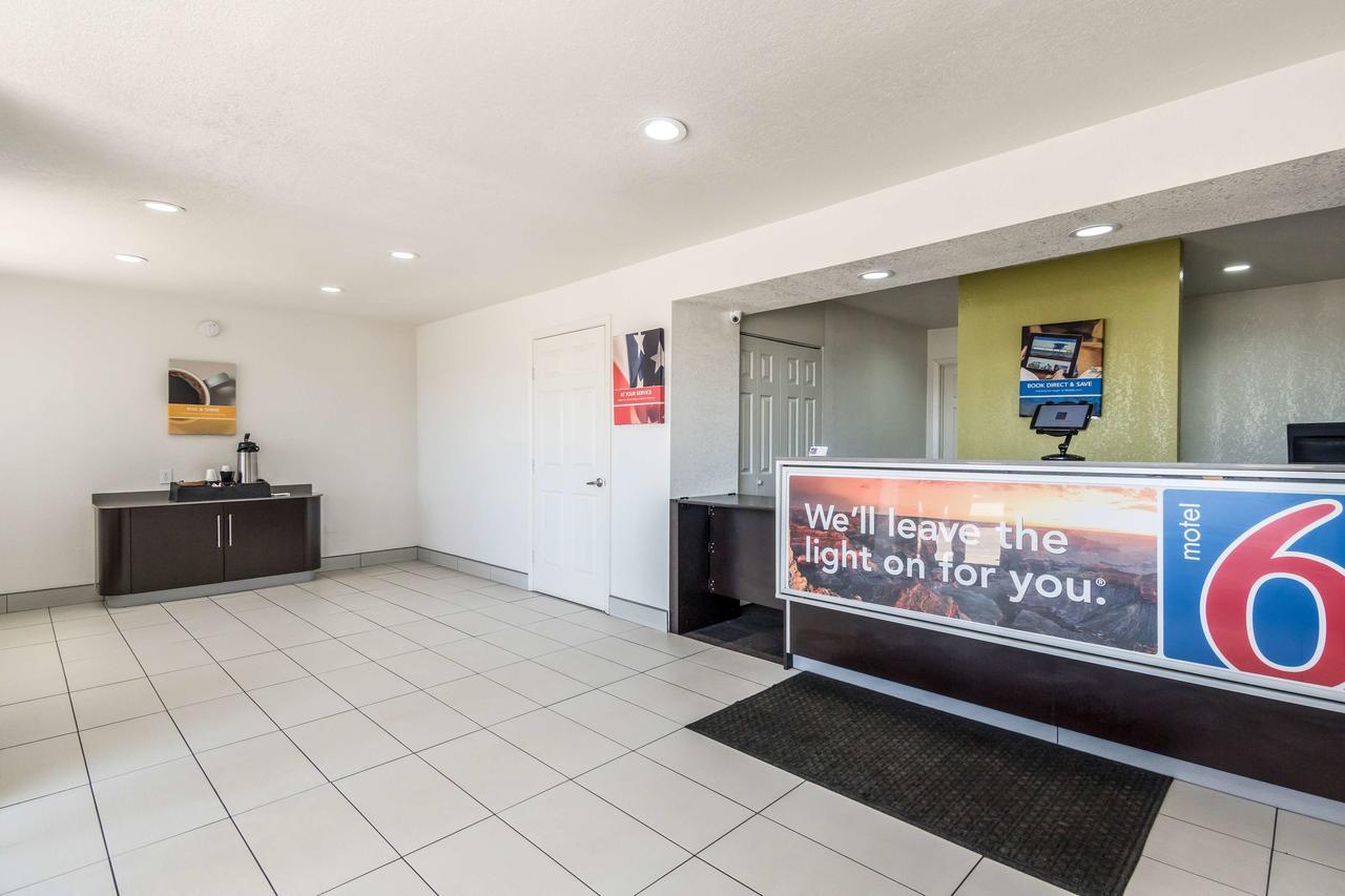 Motel 6 Fort Worth North Haltom City Экстерьер фото